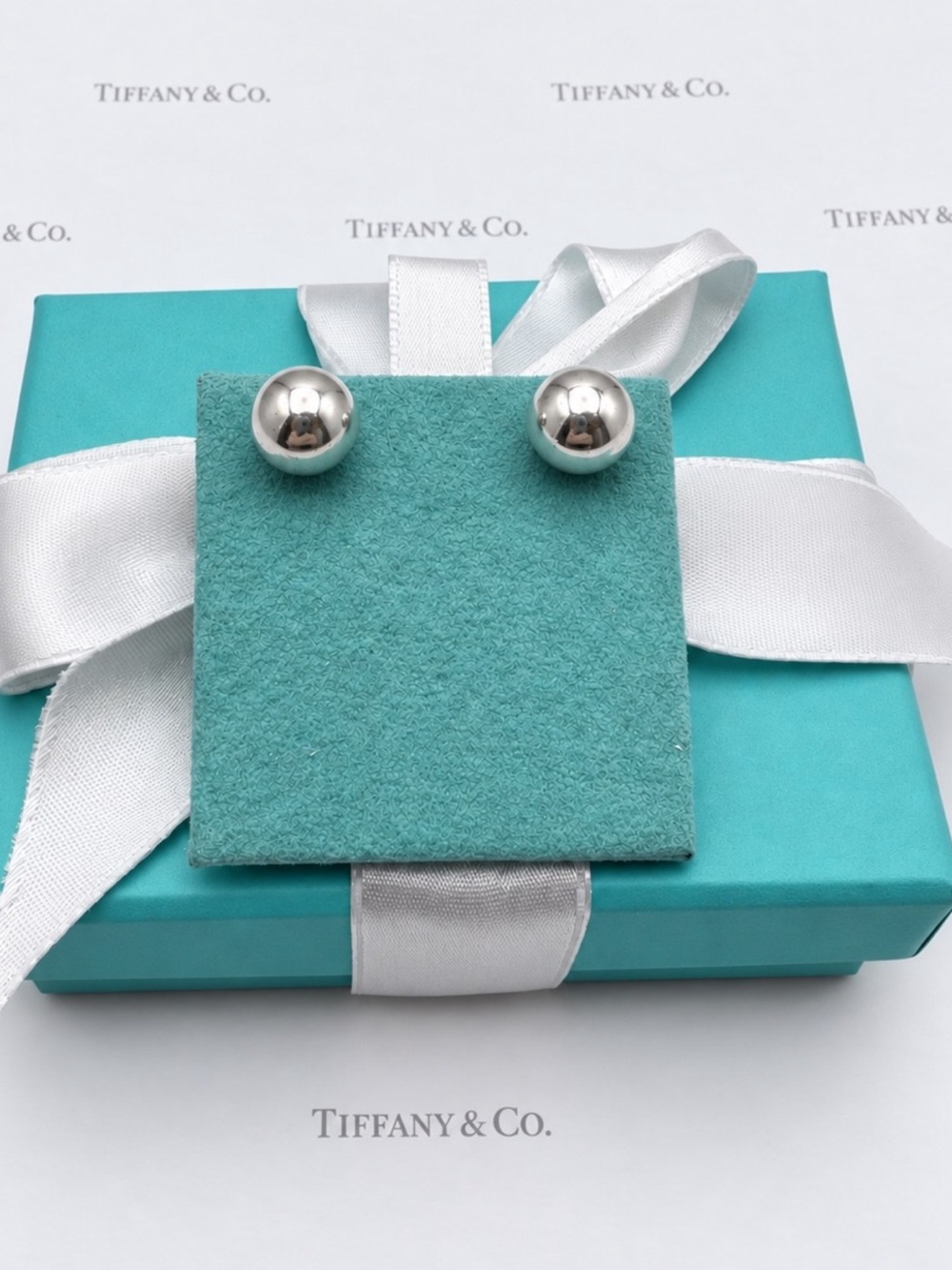 Tiffany & Co. 10mm HardWear Ball Earrings Sterling Silver 925 Gift Box & Pouch - Picture 4 of 8